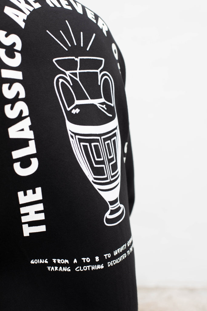 RETURN TO THE CLASSICS - ZIP-HOODIE - BLACK