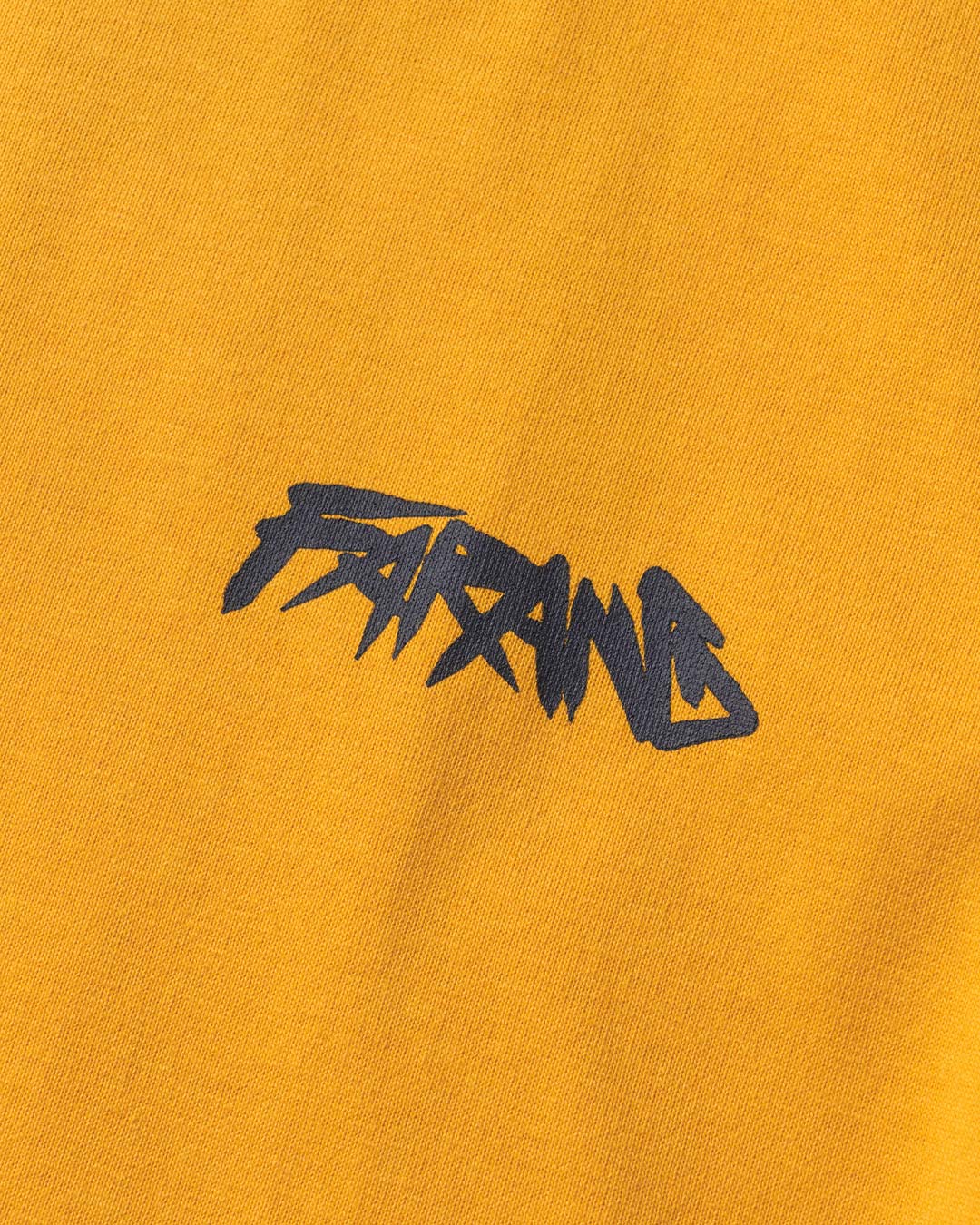 BRUSH TEE