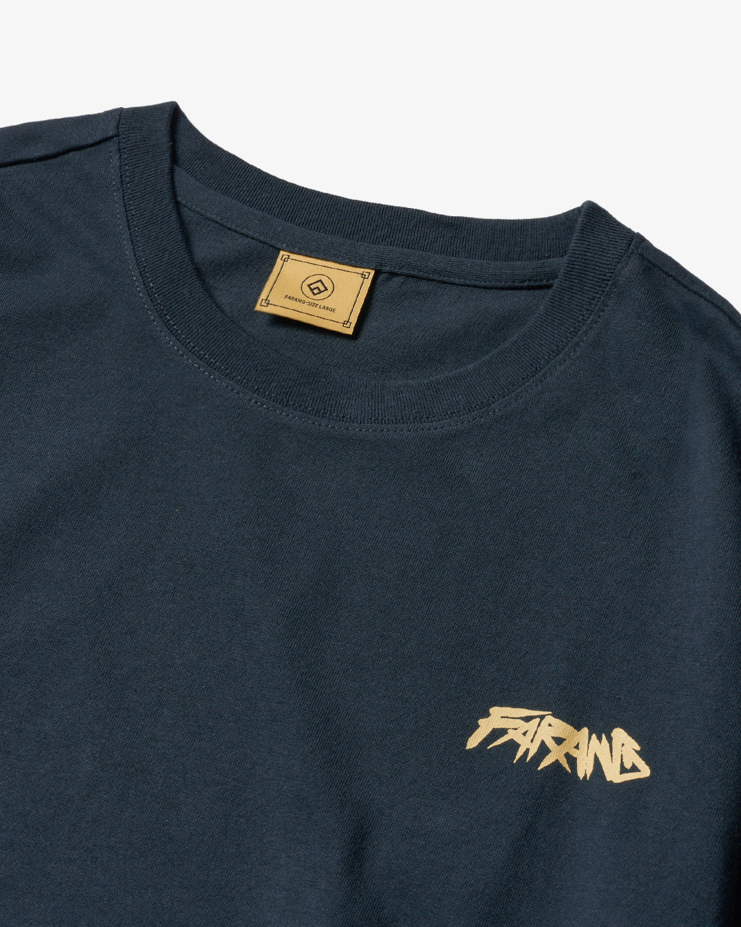 BRUSH TEE