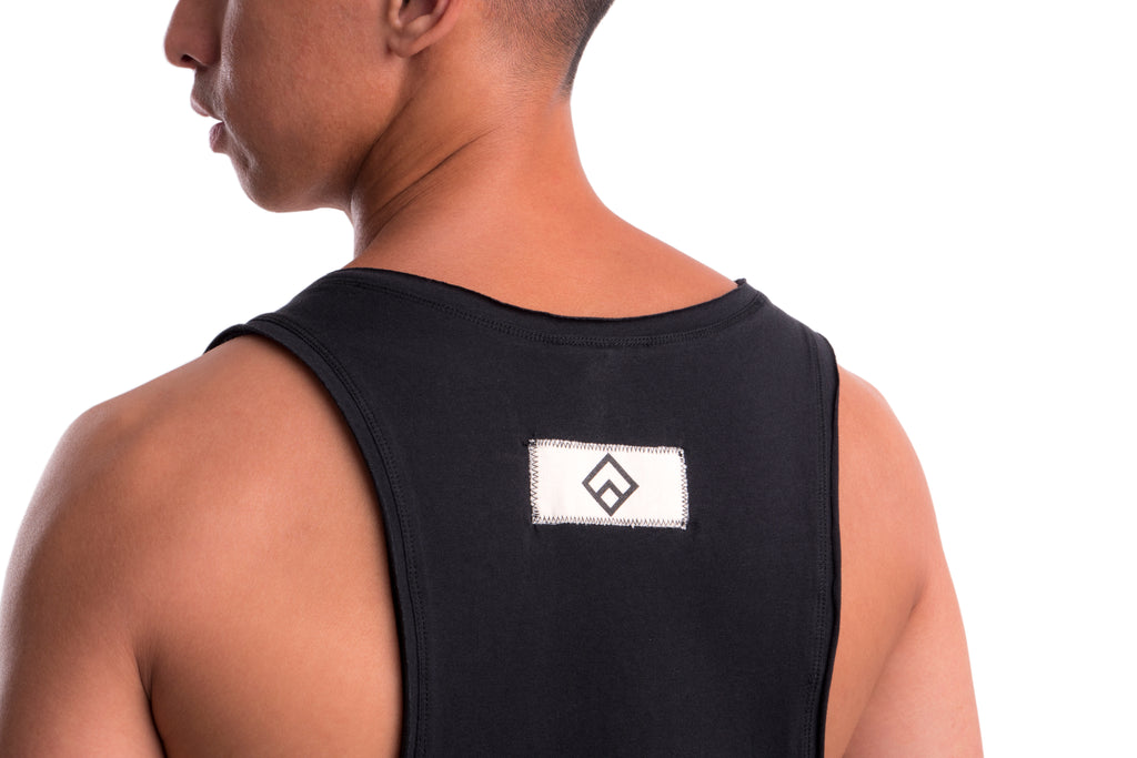 ESSENTIAL - TANK TOP – BLACK