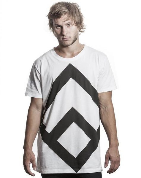 MASSIVE-LOGO - TEE - (WHITE)